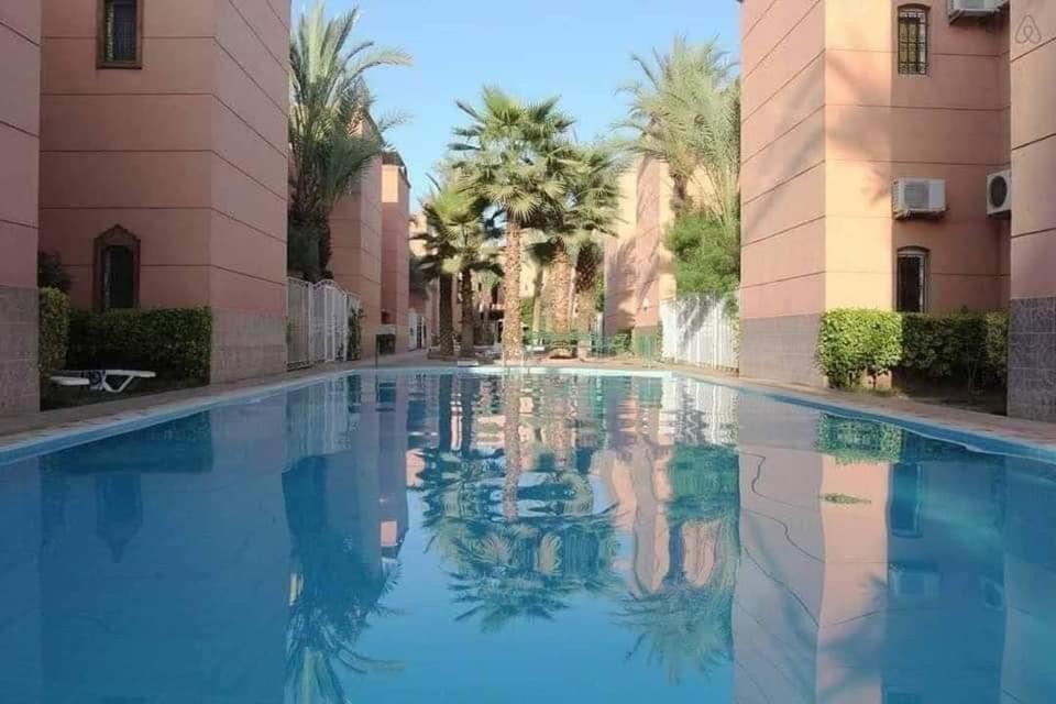 Appartement Dans Residence Avec Piscine Marrakesh Luaran gambar